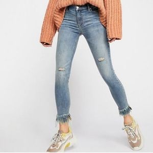 Free People Great Heights Frayed Skinny Jeans